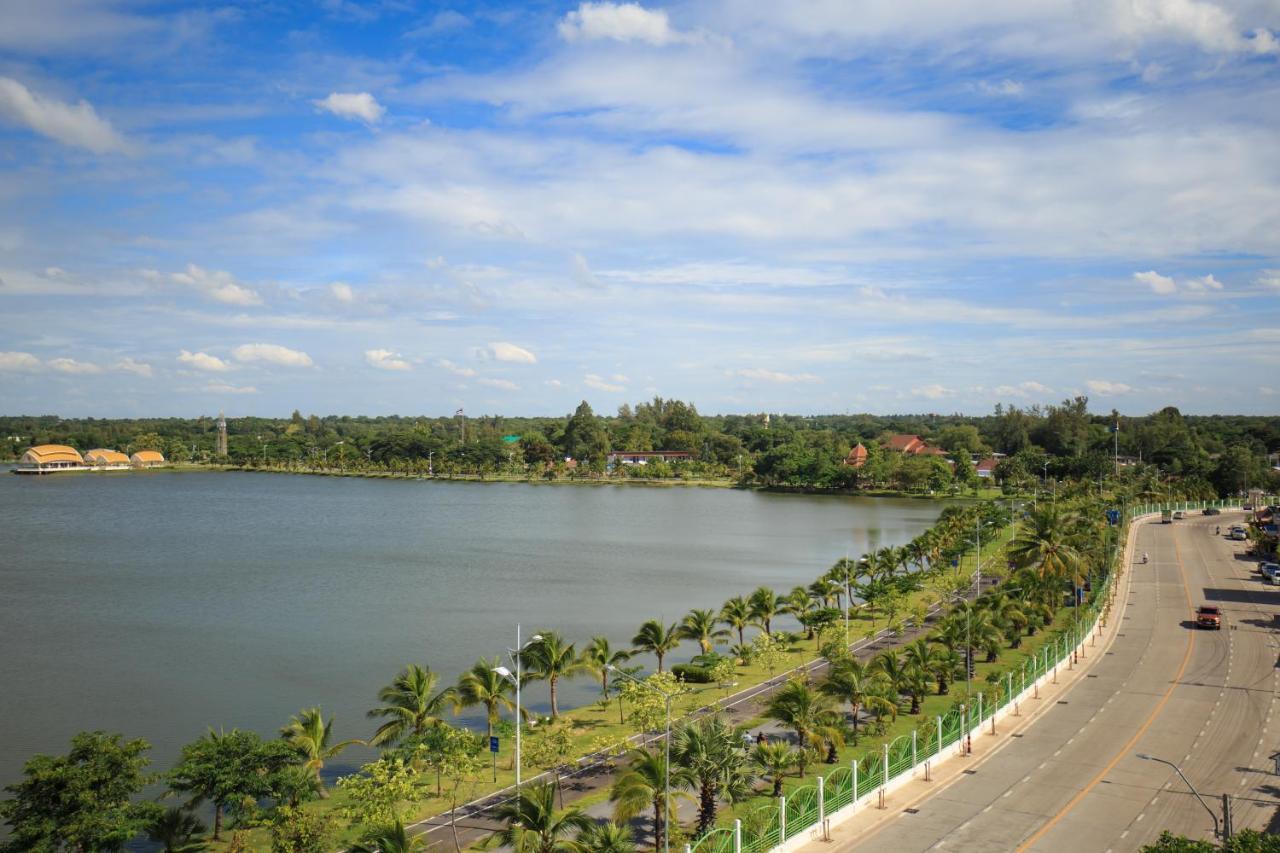 Kwanruen Resort Накхонратчасима Экстерьер фото