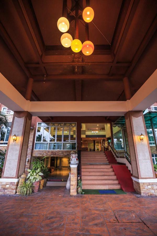 Kwanruen Resort Накхонратчасима Экстерьер фото